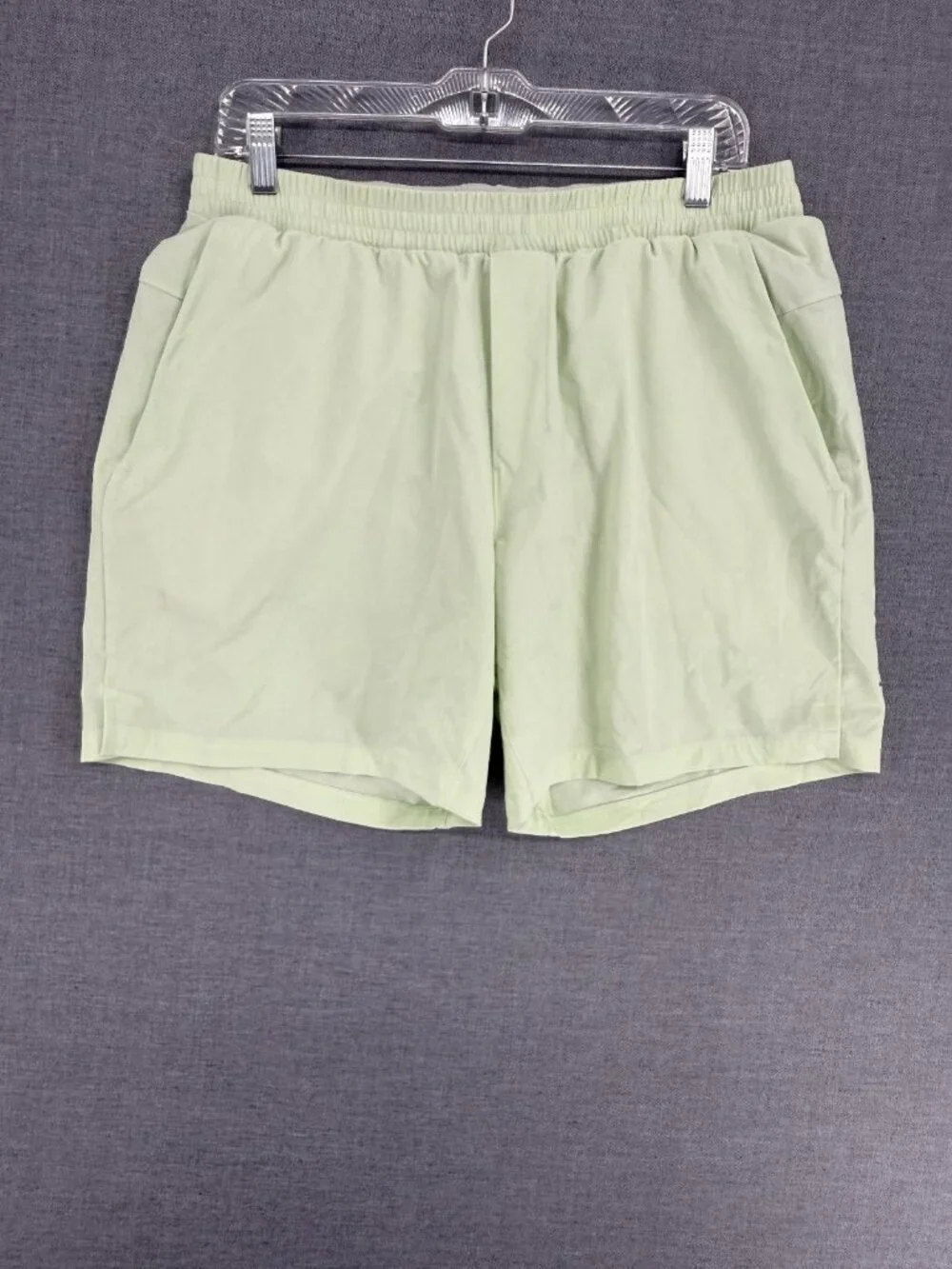 Lululemon Channel Cross Shorts Mens XL 7” Swim Lined Stretch Gym Green